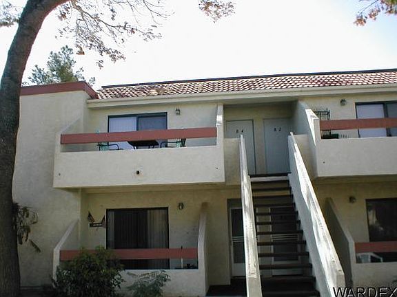 2nd image of 441 Moser Ave APT B4-b