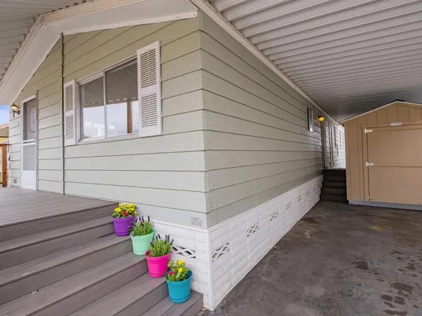 998 38th Ave Spc 11, Santa Cruz, CA 95062