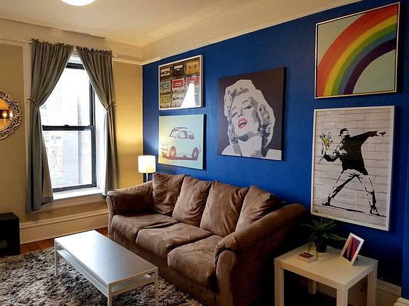 3rd image of 862 N Ashland Ave APT 3