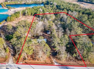 952 State Highway 306 N, Grantsboro, NC 28529