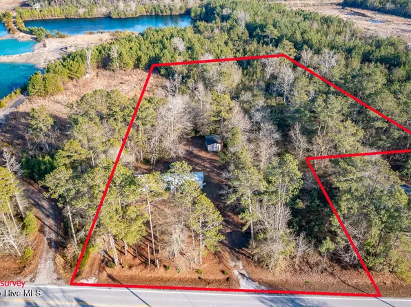 952 Nc 306 Highway N, Grantsboro, NC 28529