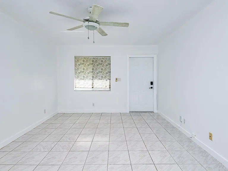 2501 Taylor St #C — Photo 4
