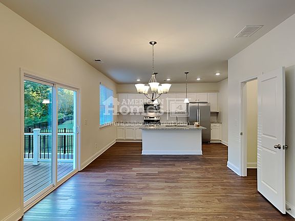 4th image of 6209 Bridgewood Dr
