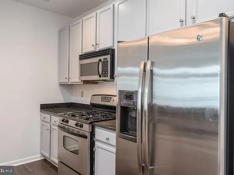 2655 Prosperity Ave #415 — Photo 1