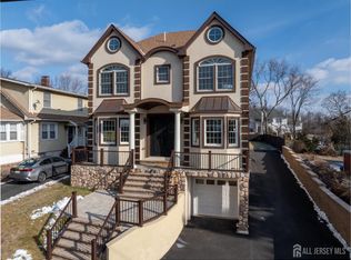 1855 Woodland Ave, Edison, NJ 08820