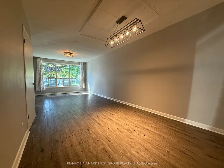 68 Tulloch Dr — Photo 8