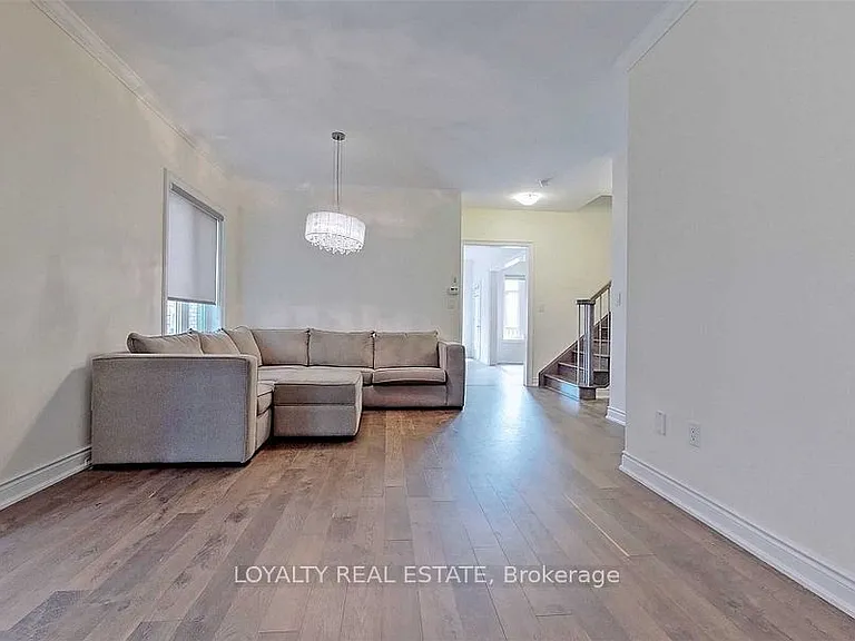 11 Mayapple Ln — Photo 9