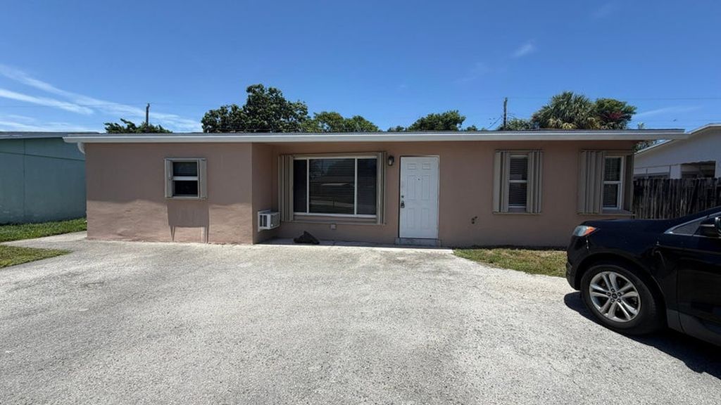1531 NE 30th St, Pompano Beach