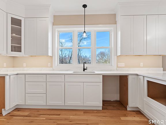 5th image of 50 Birdseye Road