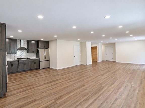 5th image of 505 Kane St