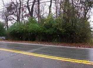 138 Gill Hall Rd, Clairton, PA 15025