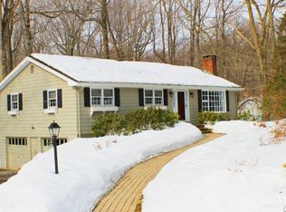 10 Oriole Ct, Shelton, CT 06484