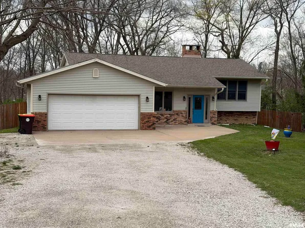 235 E Surrey Ln, East Peoria, IL 61611