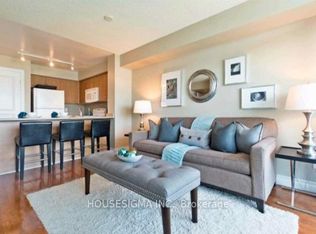 1600 Charles St #1006, Whitby, ON L1N 0G4