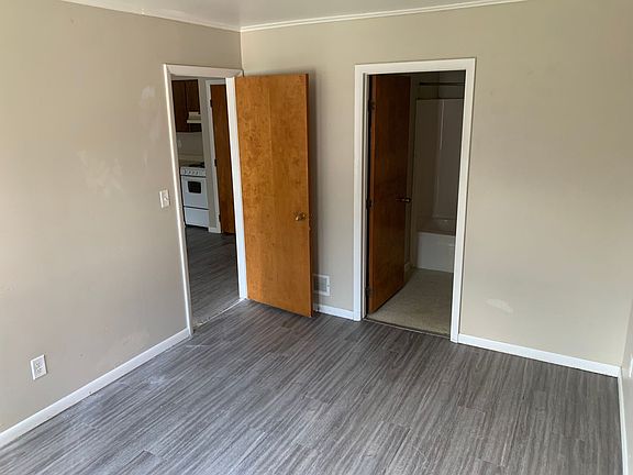 5th image of 1524 38th St APT D