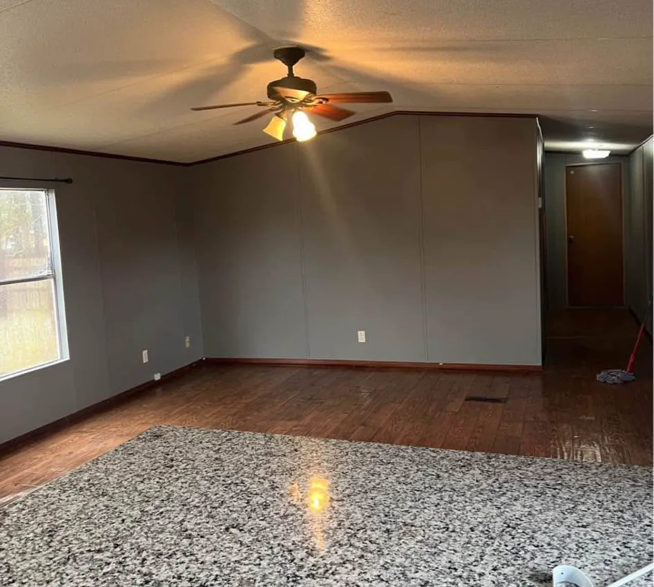 3 bed, 1200 sqft, $1,200 — Photo 4