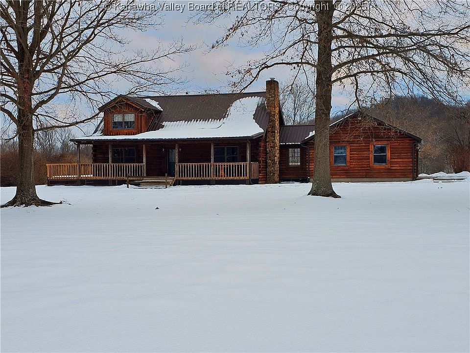 2nd image of 413 Belle Rd