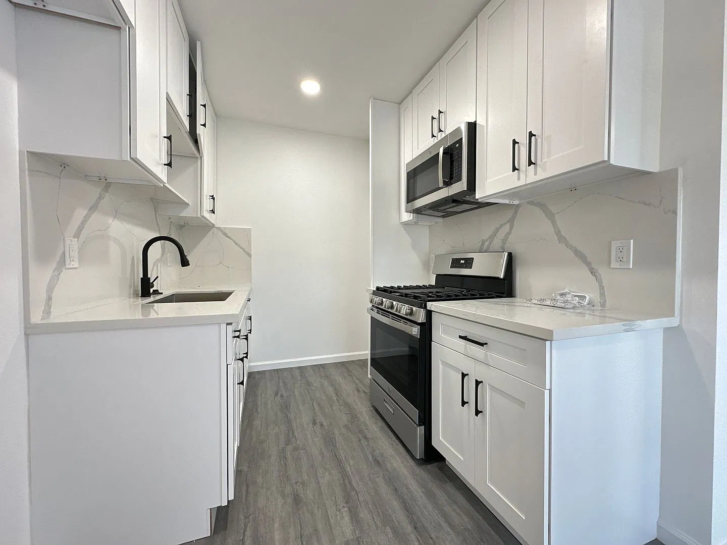 10392 Lampson Ave — Photo 3