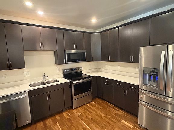 4th image of 70 Trotter Rd #306