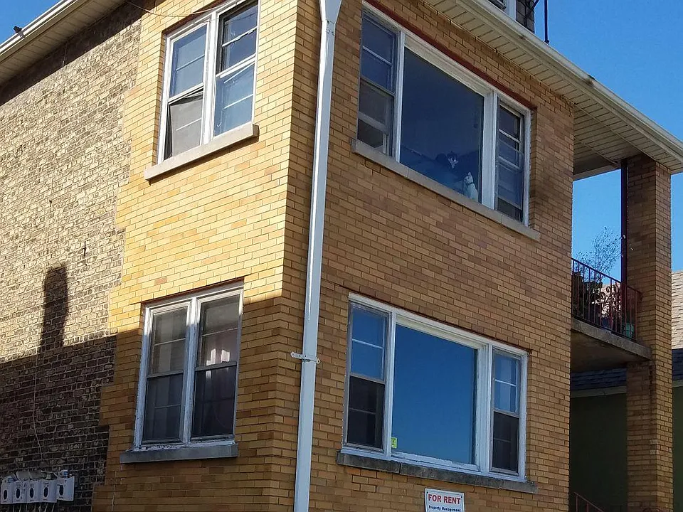 4918 Northcote Ave #1-3