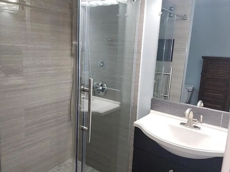 1st floor bathroom