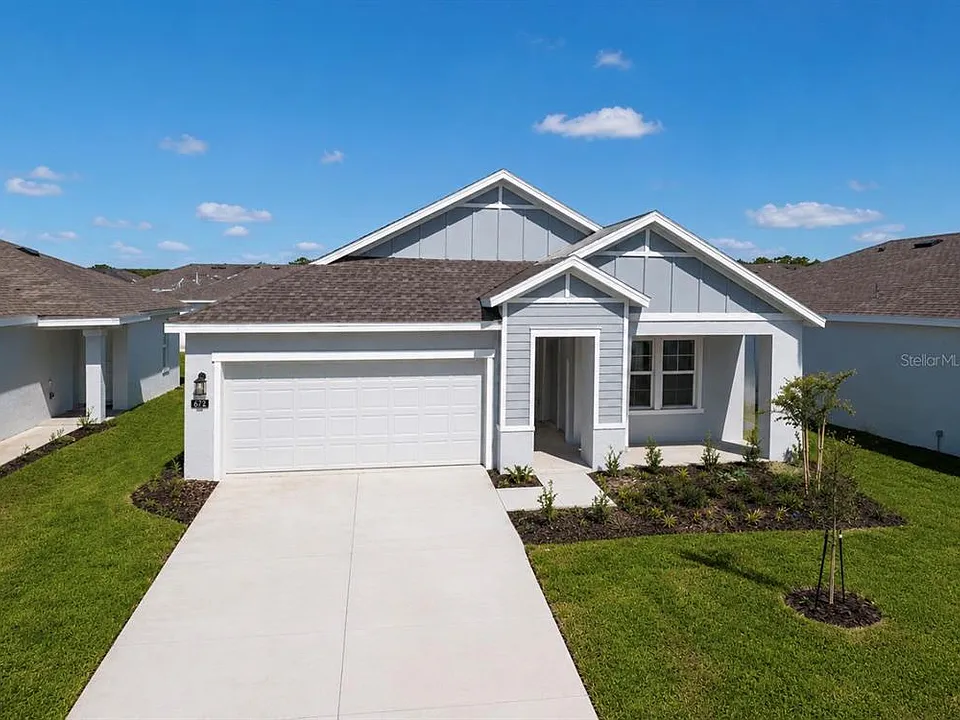672 Sand Pine Ln