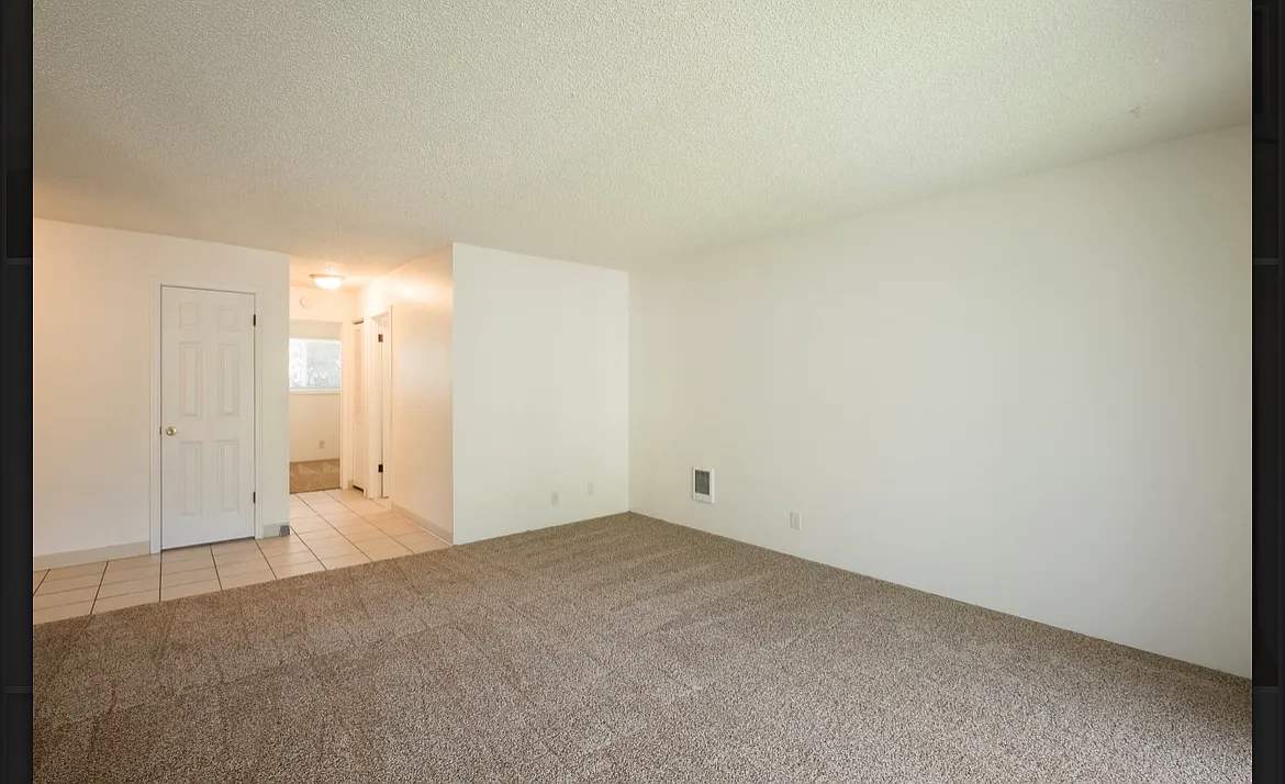 Iron Rock Apartments — Photo 3