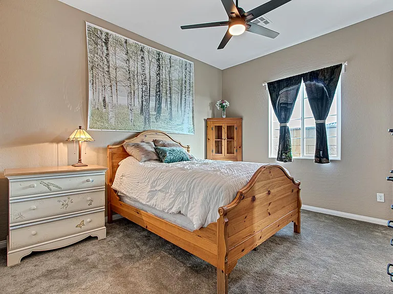 10930 Krista Leigh Ave — Photo 12