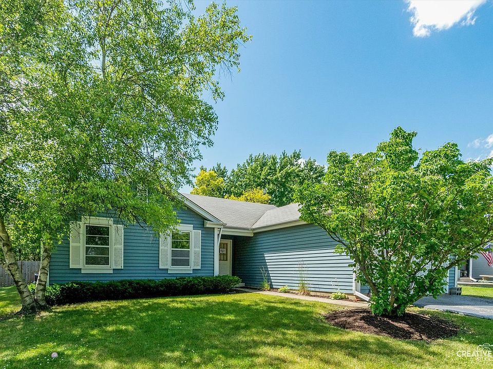 1st image of 212 Timber Oaks Dr