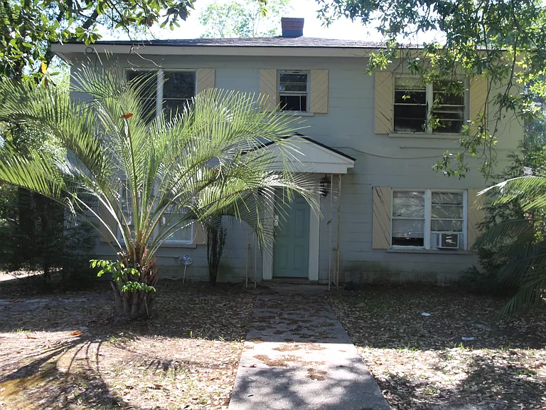 1008 N McKinley St #4 — Photo 1