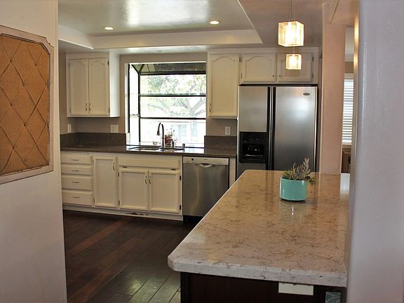 4th image of 5537 Lesa Rd