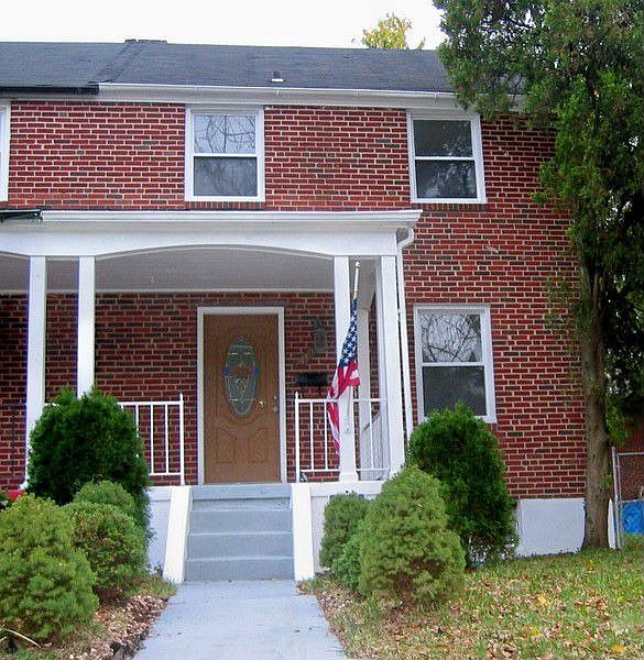 2nd image of 4417 Rokeby Rd