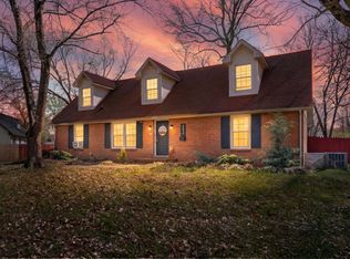 112 Mossland Dr, Clarksville, TN 37042