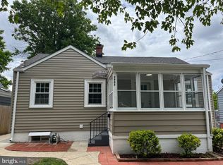 2903 Jamestown Rd, Hyattsville, MD 20782