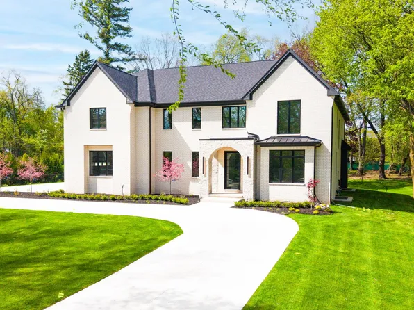 4546 Niagara Ln, Bloomfield Hills, MI 48301