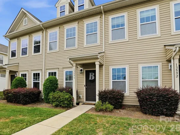 13596 Calloway Glen Dr, Charlotte, NC 28273