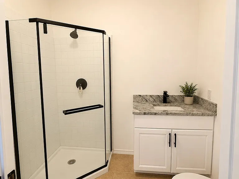 5110 Village Grn — Photo 10