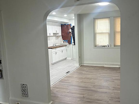 3rd image of 2828 Yorkship Rd #2828