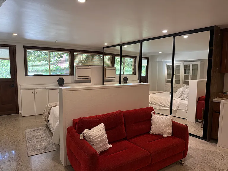 1215 Bluebird Canyon Dr — Photo 15