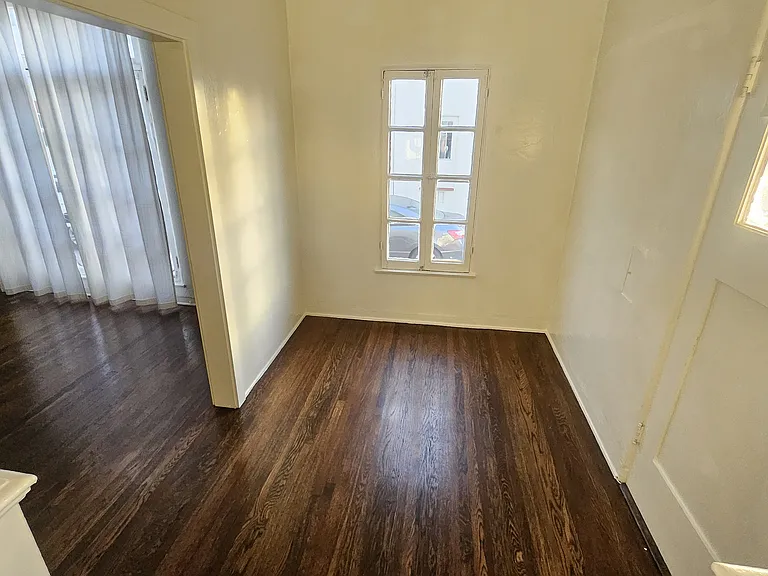 1425 Echo Park Ave #7 — Photo 10