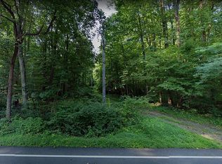 950 State Rd, Coopersburg, PA 18036