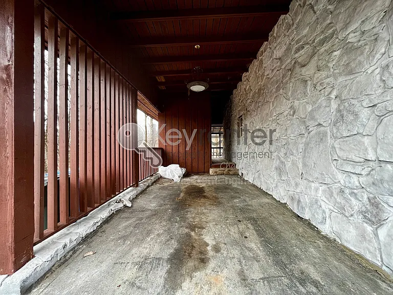 1461 Palisades Rd — Photo 31
