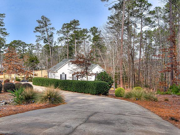 4th image of 216 Charleston Lane
