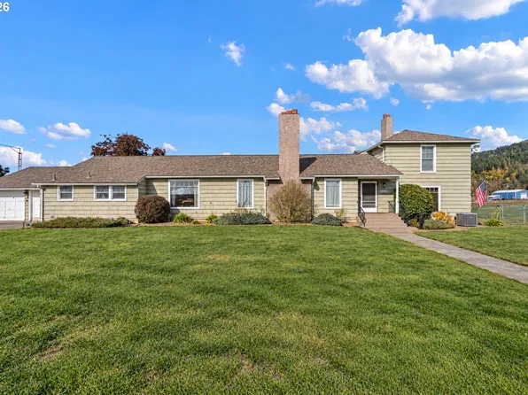 80258 Sears Rd, Cottage Grove, OR 97424