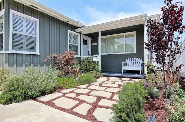 2nd image of 5505 W 134th Pl