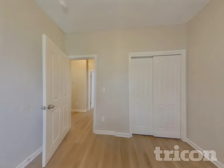 9043 Sanders Creek Ct — Photo 10