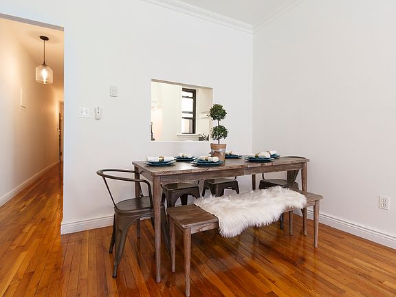 3rd image of 433 W 22nd St #3