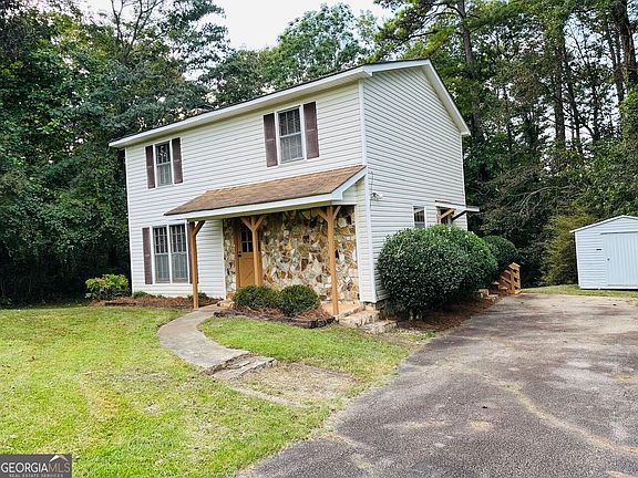2nd image of 115 W Pyne Dr