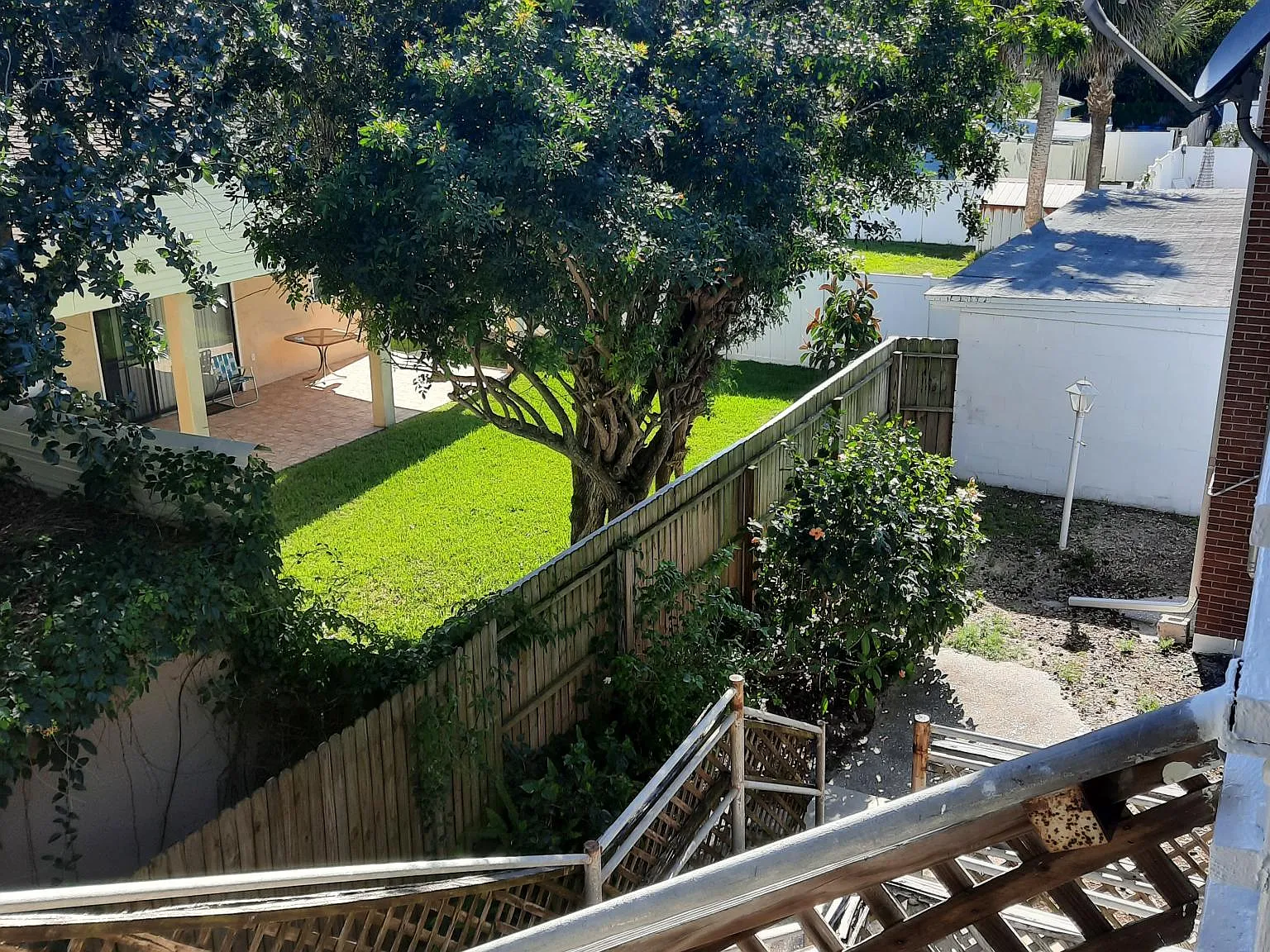 512 Phoenix Ave — Photo 4