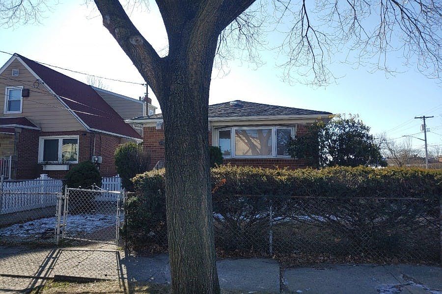 1st image of 22702 112th Rd